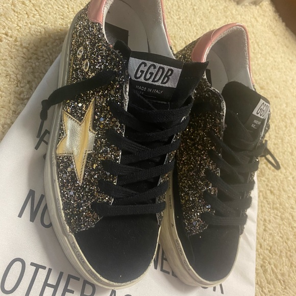 PERFECT condition authentic Golden Goose shoes - Picture 4 of 5